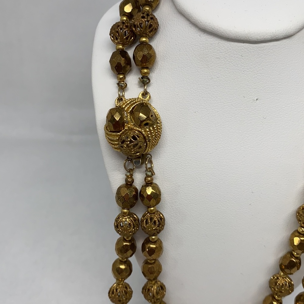 Pretty vintage double strand, beaded choker